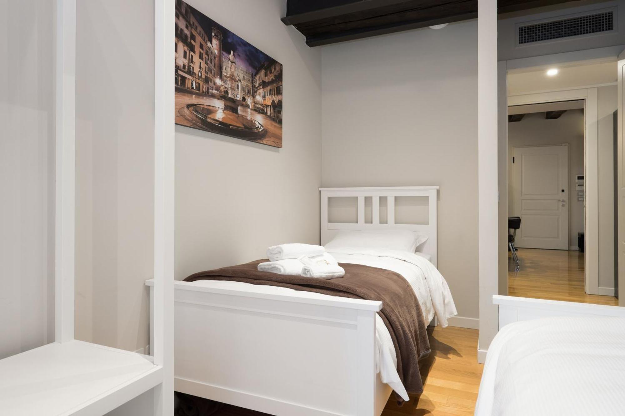 Flats4Rent Federica Appartement Verona Buitenkant foto